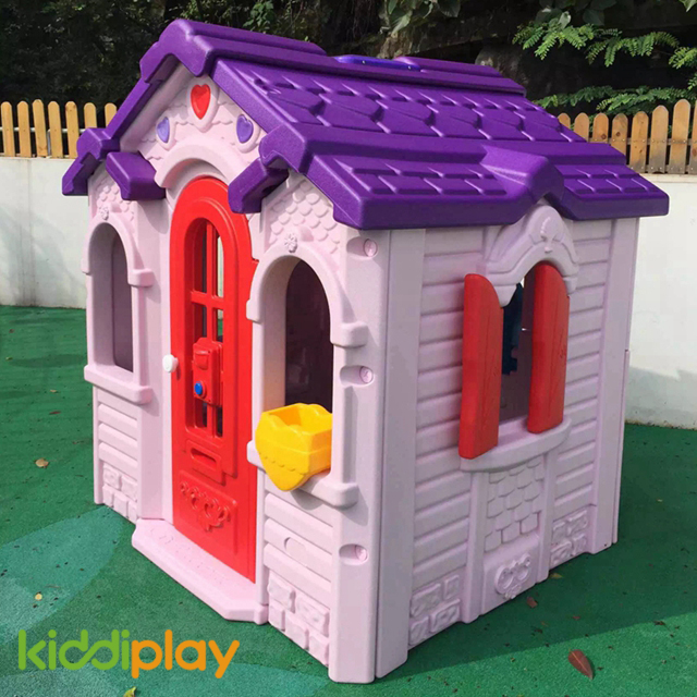 Kids Indoor/Outdoor Plastic Play House Chocolate Play House